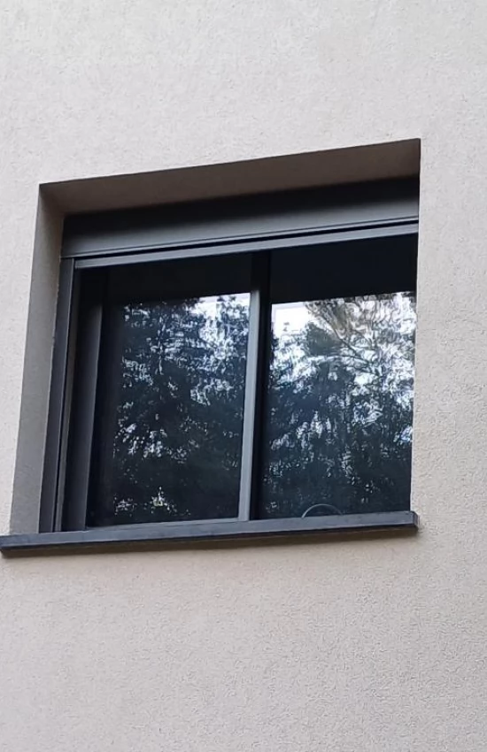 Appuis de fenêtre sur mesure contemporain Var