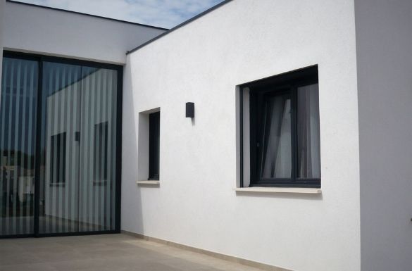 Appui de fenêtre préfabriqué poudre de marbre reconstituée - Sud Decors Prefa - Var